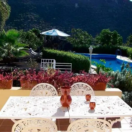 Ferienhaus Mit Pool & Terrasse - F4546 - #92460 *